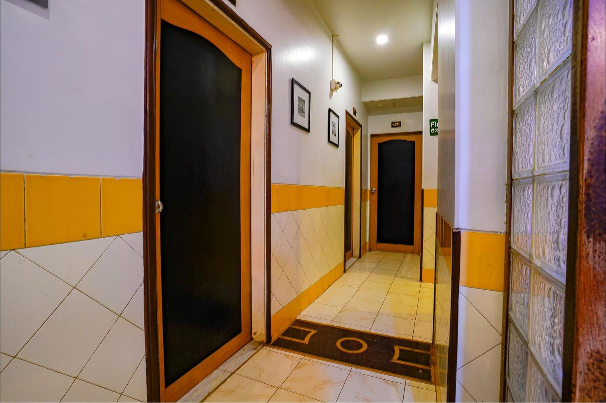 Fabexpress Manas Residency Hotel Mumbai Exterior photo